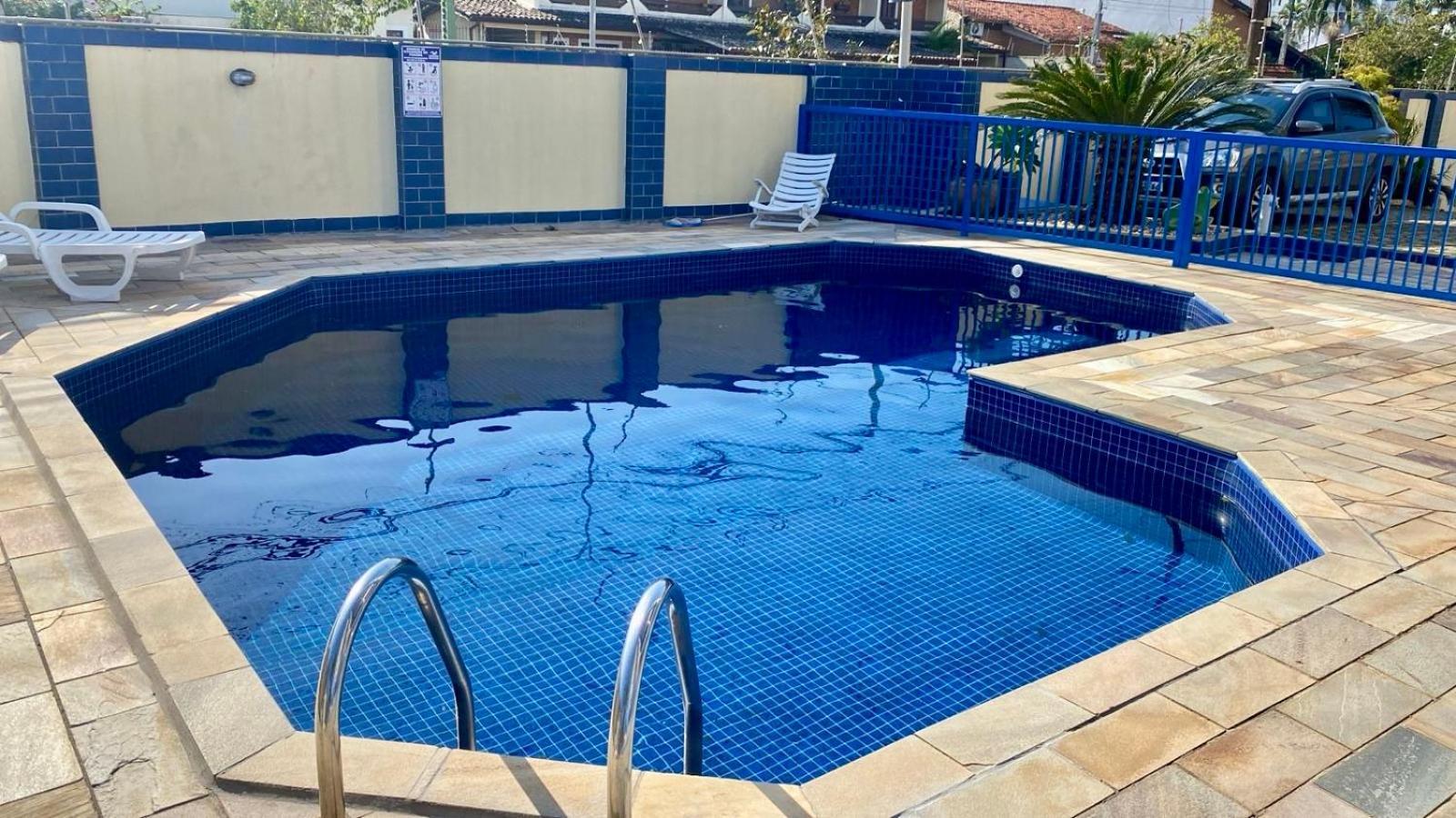 Lindo Apto Praia Martin De Sa Em Condominio Com Piscina, Estacionamento, Wi-Fi 150Mbps,Perto Do Mar!!! Caraguatatuba Exterior photo