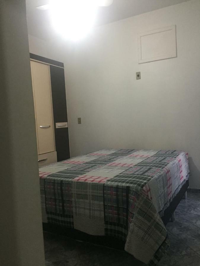 Lindo Apto Praia Martin De Sa Em Condominio Com Piscina, Estacionamento, Wi-Fi 150Mbps,Perto Do Mar!!! Caraguatatuba Exterior photo