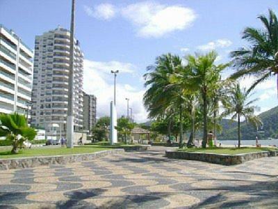 Lindo Apto Praia Martin De Sa Em Condominio Com Piscina, Estacionamento, Wi-Fi 150Mbps,Perto Do Mar!!! Caraguatatuba Exterior photo